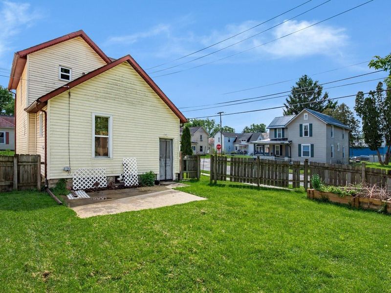 214 W Shields Street , Newark, OH 43055 Photo 20