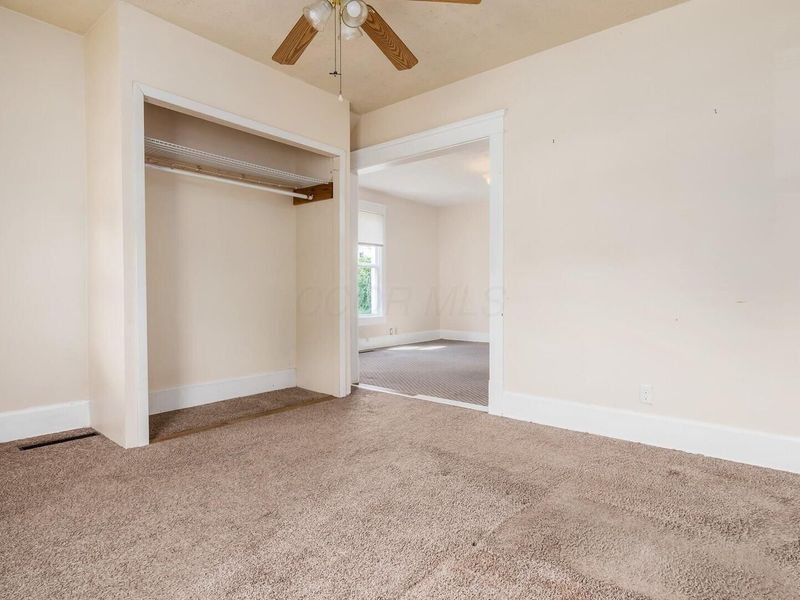 214 W Shields Street , Newark, OH 43055 Photo 9