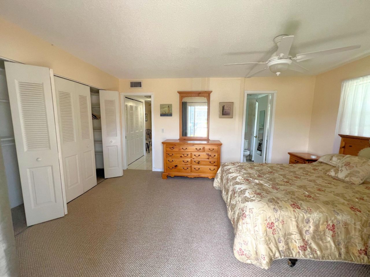 52 Dorchester, West Palm Beach, FL 33417 Photo