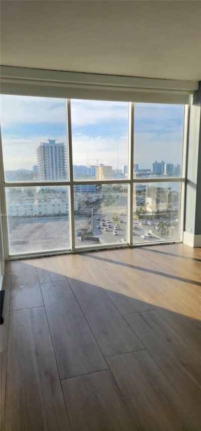 7601 E Treasure Dr, Unit 1411, North Bay Village, FL 33141 Photo
