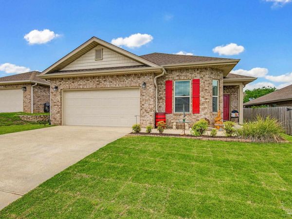 5610 Vendome Ct, Milton, FL 32583