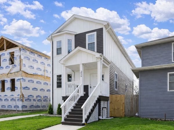 1610 S Fifth Avenue , Maywood, IL 60153