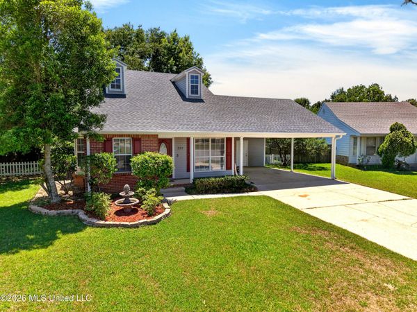 337 Rebecca Avenue, Pass Christian, MS 39571