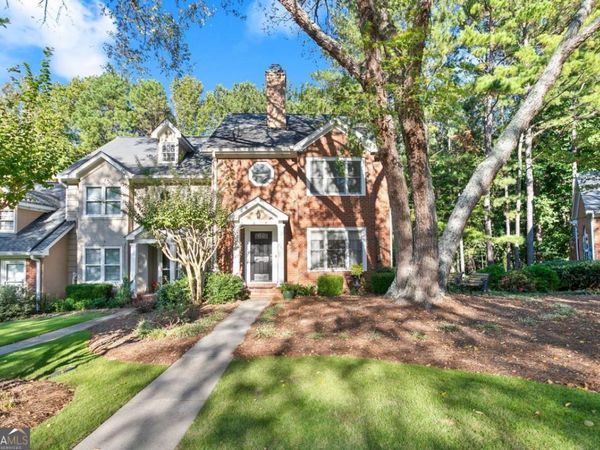 734 Olde Towne Lane, Marietta, GA 30068