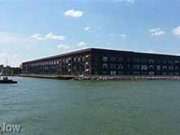401 W Shoreline Drive, Unit 101, Sandusky, OH 44870