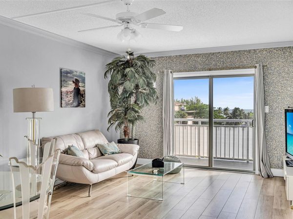 720 Orton Avenue, Unit 505, Fort Lauderdale, FL 33304