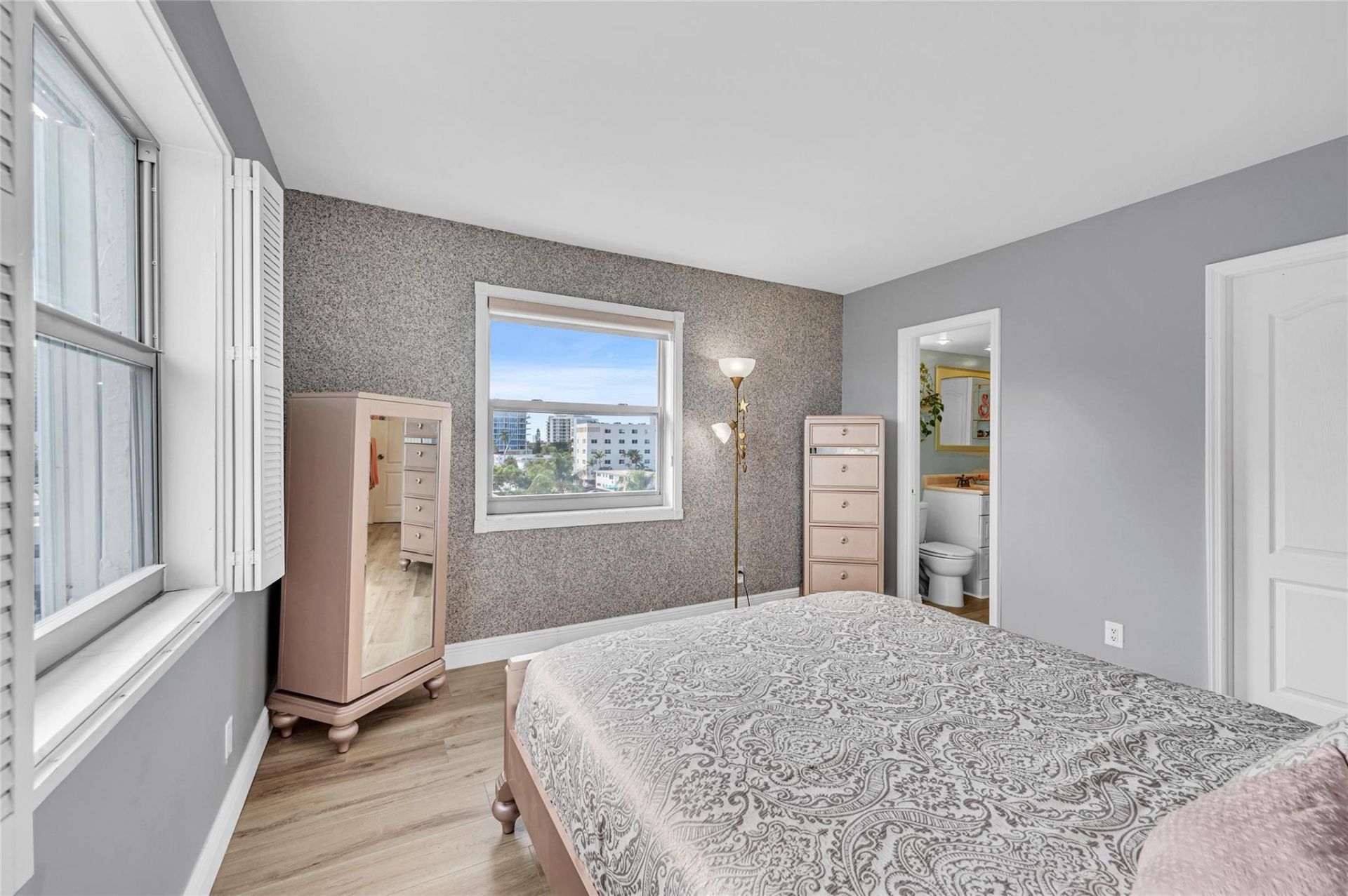 720 Orton Avenue, Unit 505, Fort Lauderdale, FL 33304 Photo