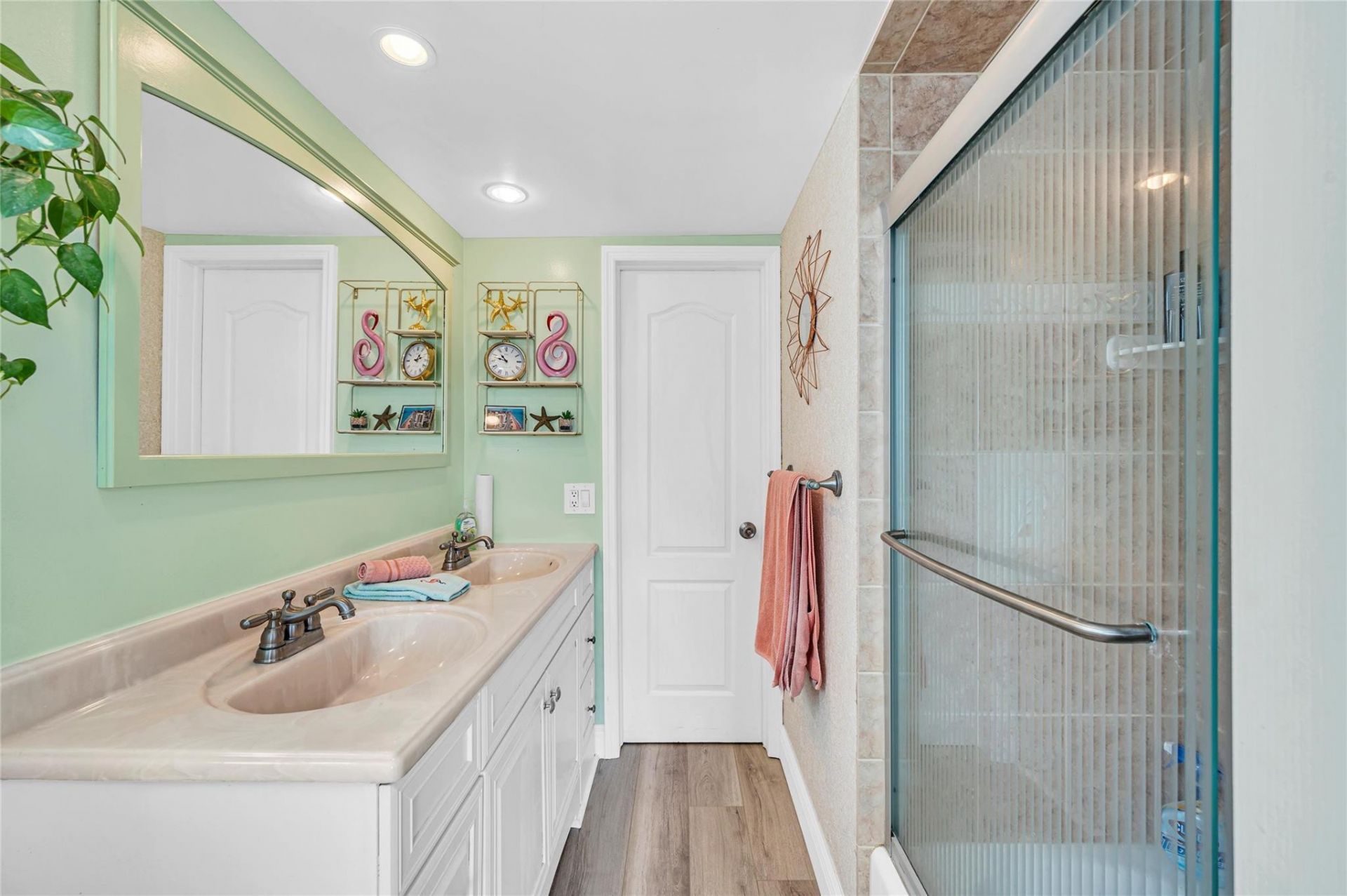720 Orton Avenue, Unit 505, Fort Lauderdale, FL 33304 Photo