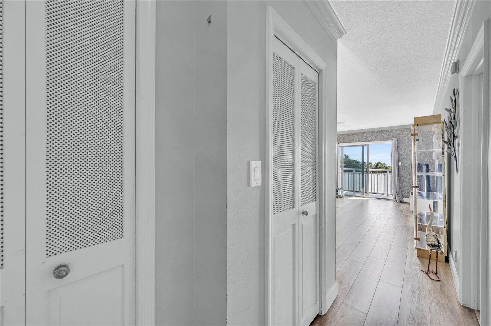 720 Orton Avenue, Unit 505, Fort Lauderdale, FL 33304 Photo