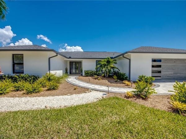1022 Lindgren BLVD , SANIBEL, FL 33957