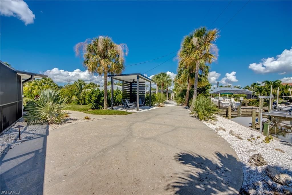 1022 Lindgren Blvd, Sanibel, FL 33957 Photo