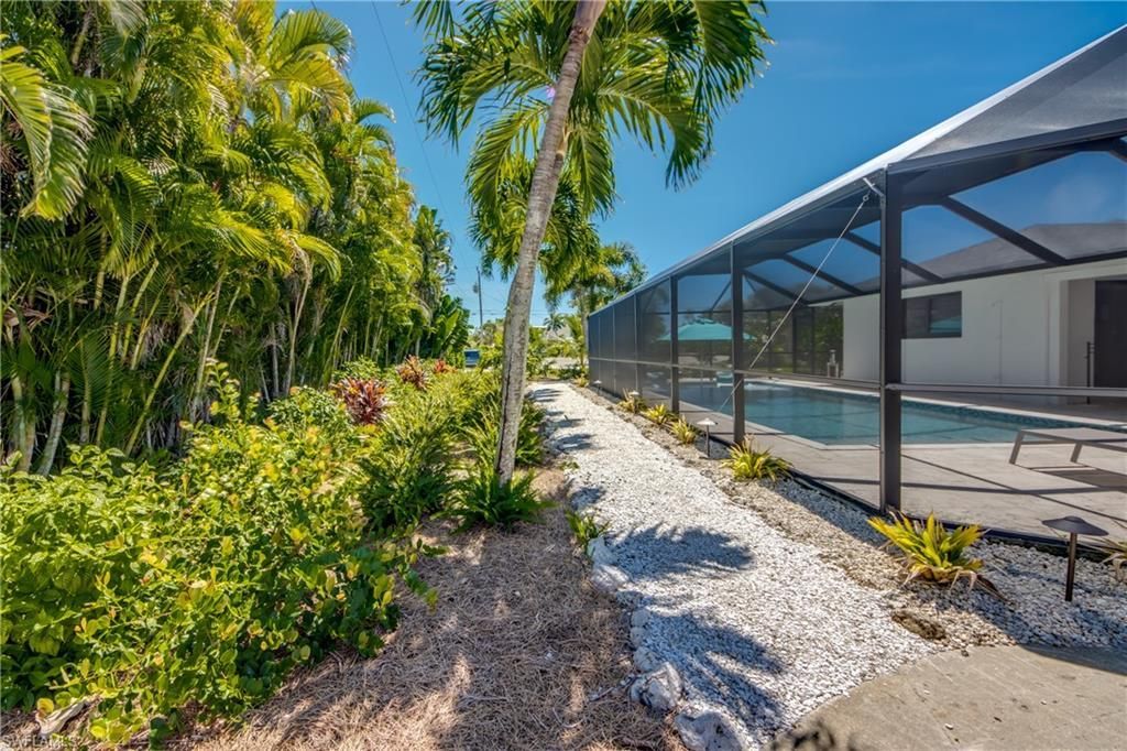 1022 Lindgren Blvd, Sanibel, FL 33957 Photo