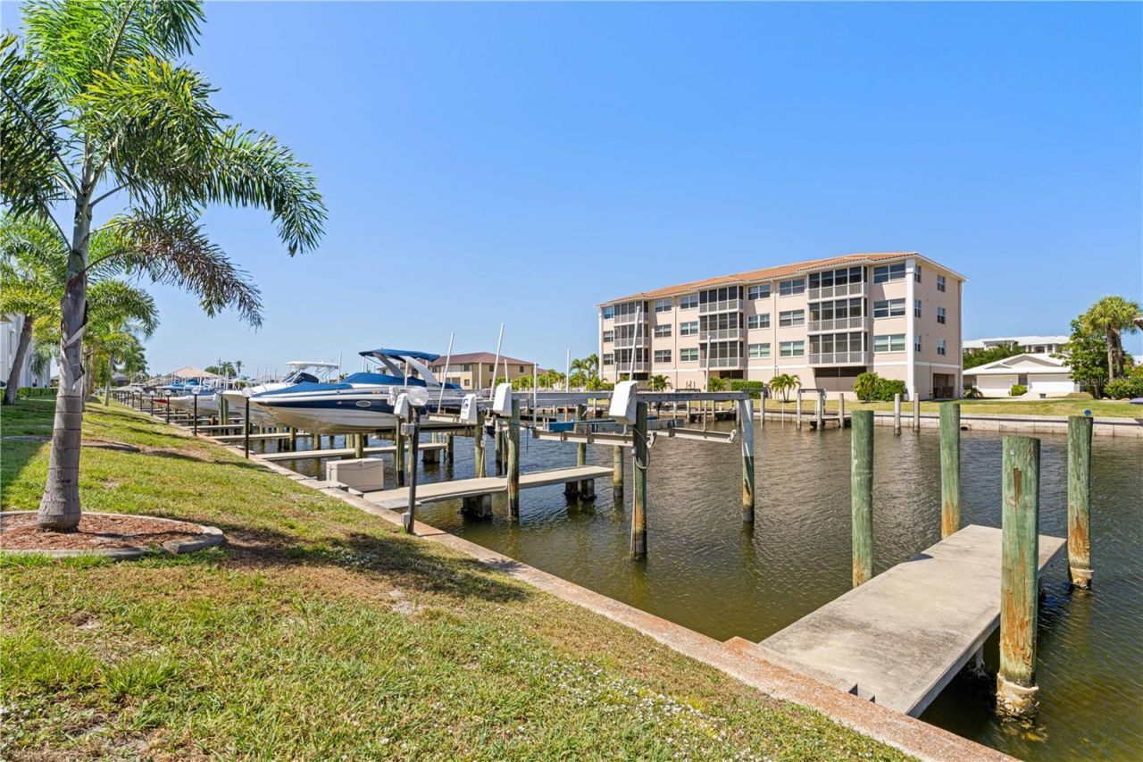 273 Coldeway Drive , Unit D10, Punta Gorda, FL 33950 Photo