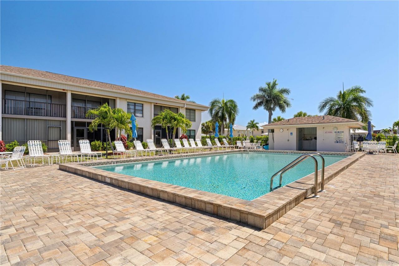 273 Coldeway Drive , Unit D10, Punta Gorda, FL 33950 Photo