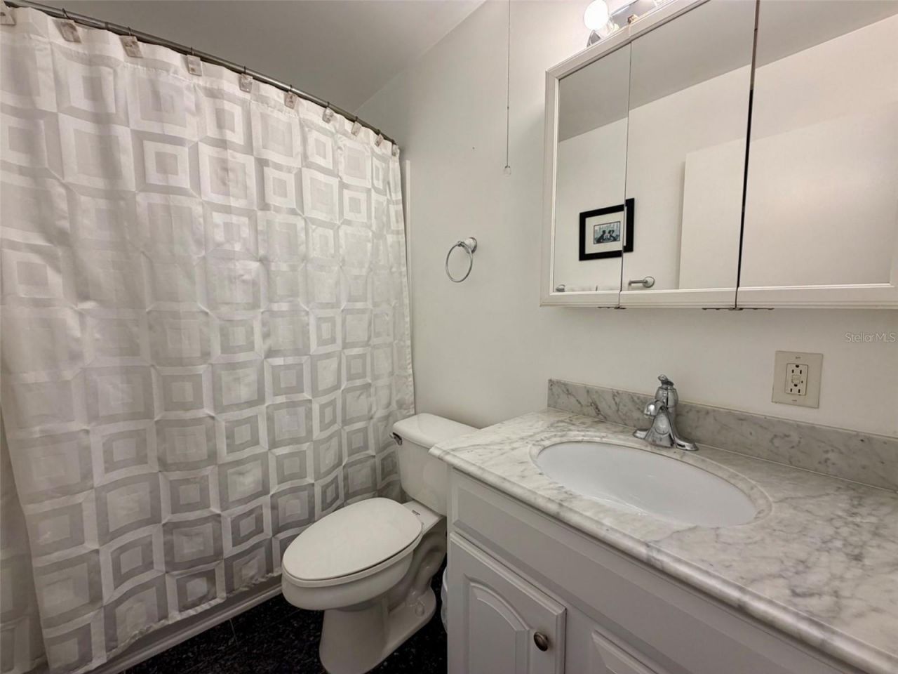 3900 Roxane Boulevard , Unit 11B, Sarasota, FL 34235 Photo