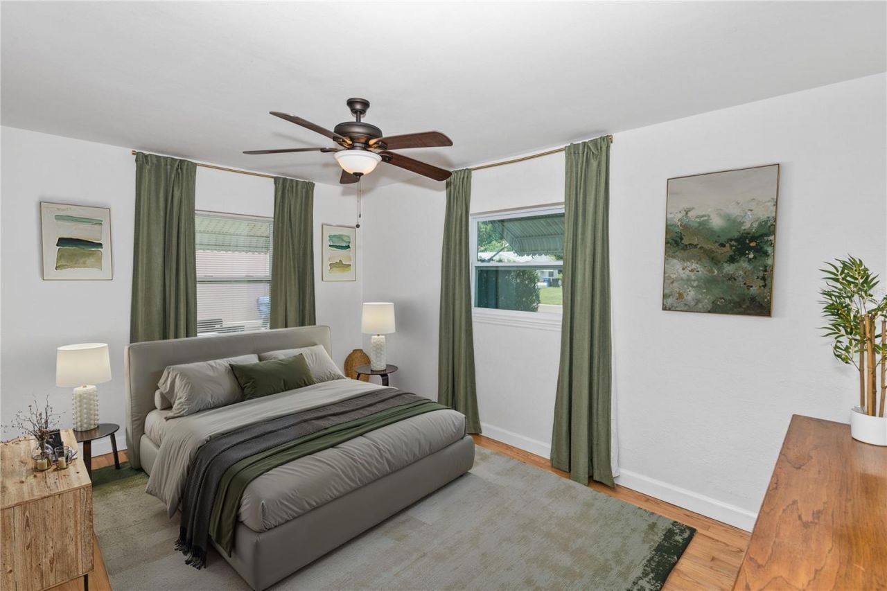 1717 Oxford Street N, Saint Petersburg, FL 33710 Photo