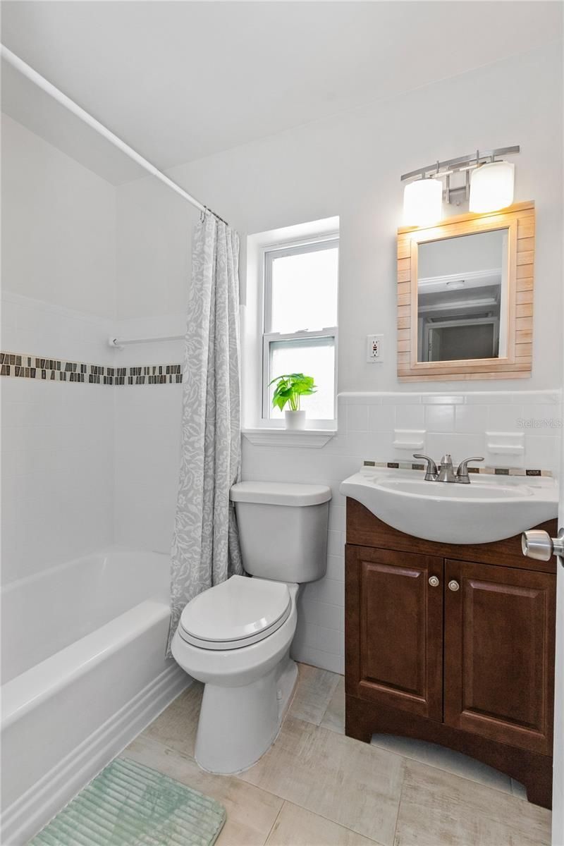 1717 Oxford Street N, Saint Petersburg, FL 33710 Photo