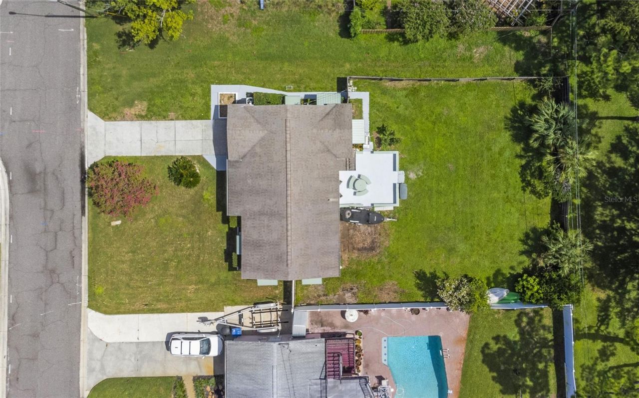 1717 Oxford Street N, Saint Petersburg, FL 33710 Photo