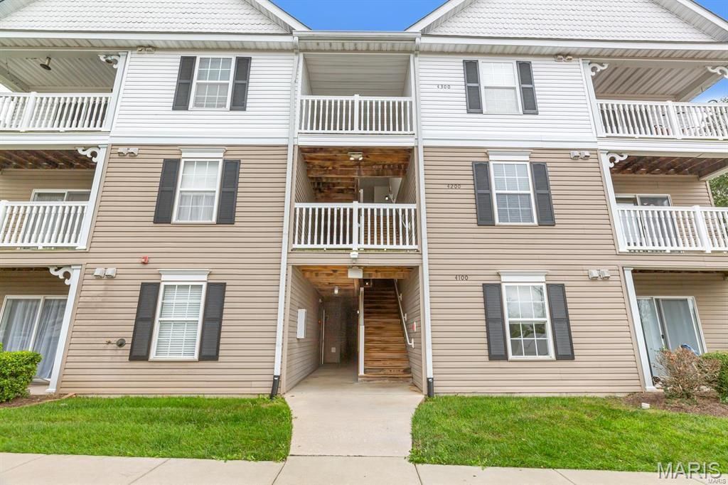 4200 Spring Creek Lane, O Fallon, MO 63368 Main Photo