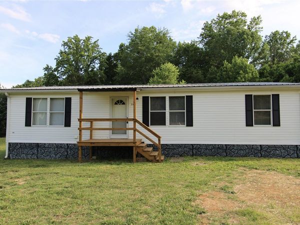 5409 Bowling Green Road, Scottsville, KY 42164