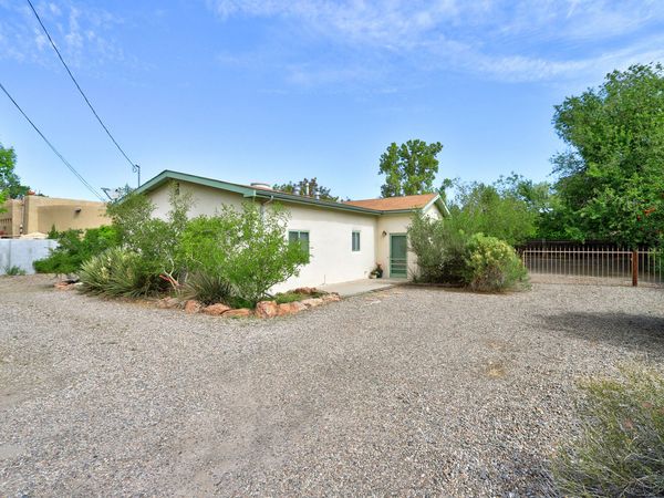 1149 Ortega Road NW, Albuquerque, NM 87114
