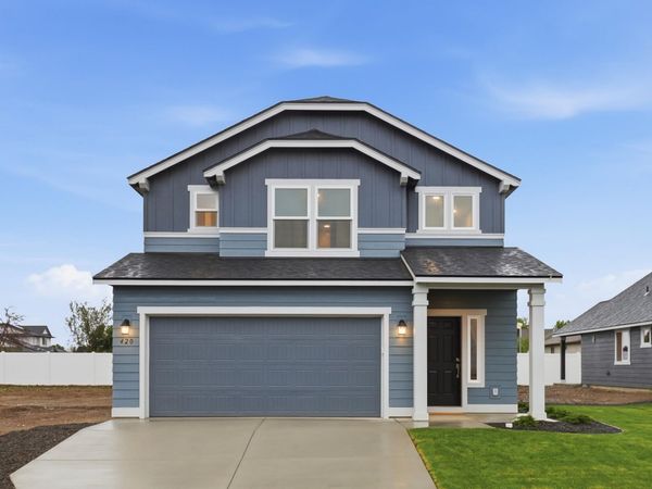 420 N Viewmont Ct, Greenacres, WA 99016