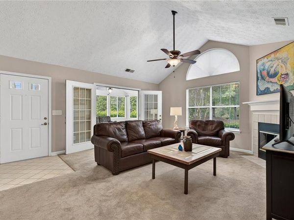 3814 Vineyards Lake Circle NW, Unit U15, Kennesaw, GA 30144