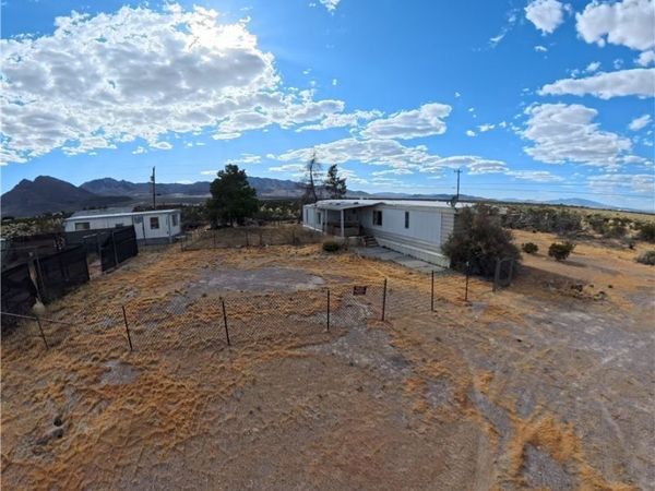 1054 S Casada Way , Amargosa Valley, NV 89020