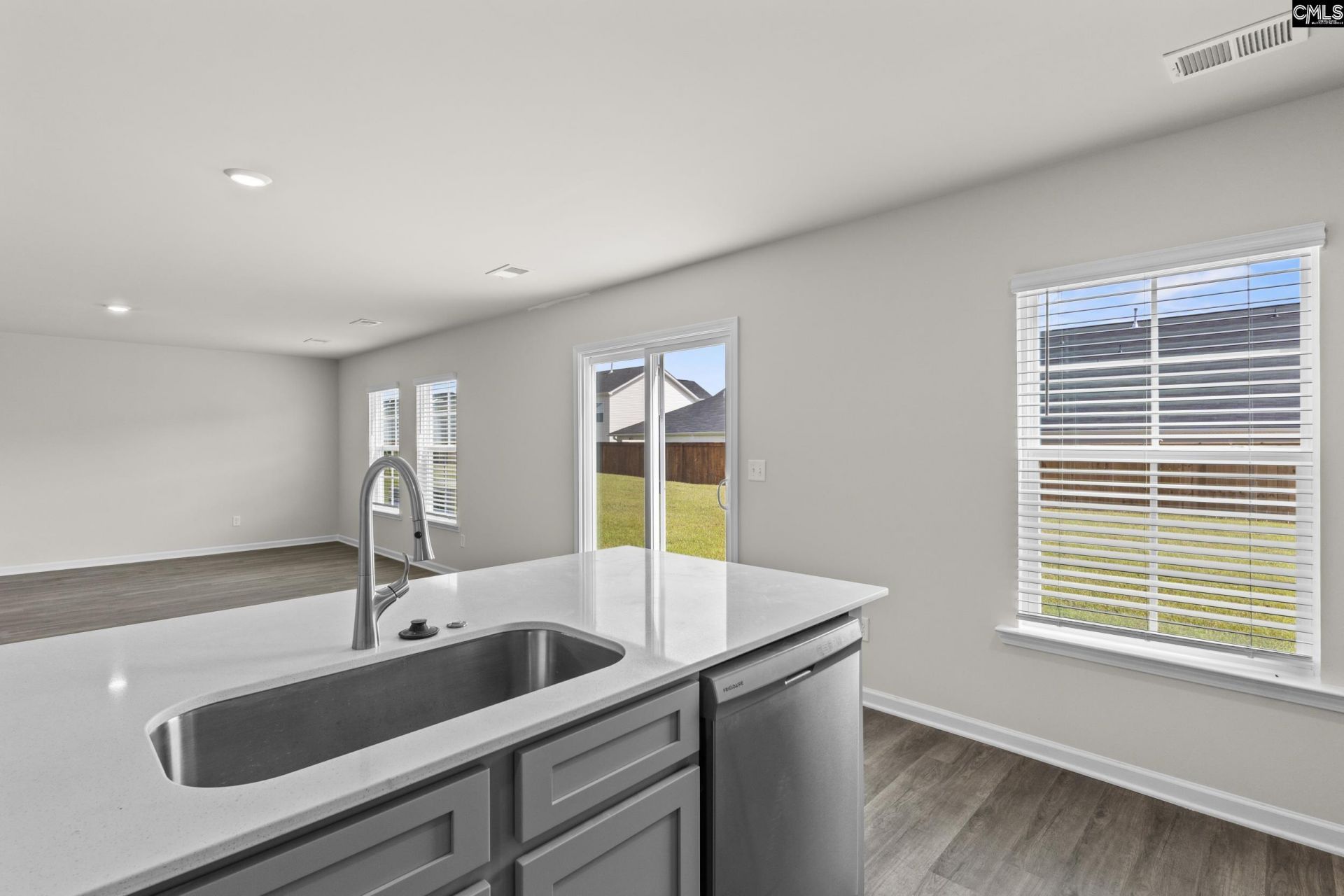 2261 Citation Street  Photo 8