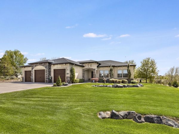 4152 N Meadow Ridge Cir, Twin Falls, ID 83301