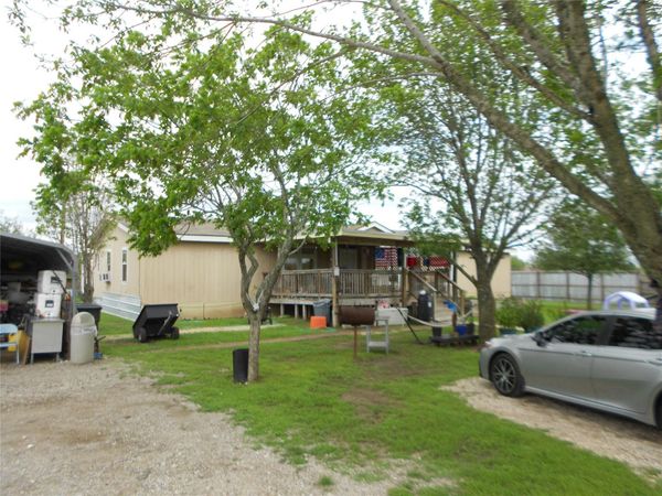 6614 Williamson RD, Creedmoor, TX 78610