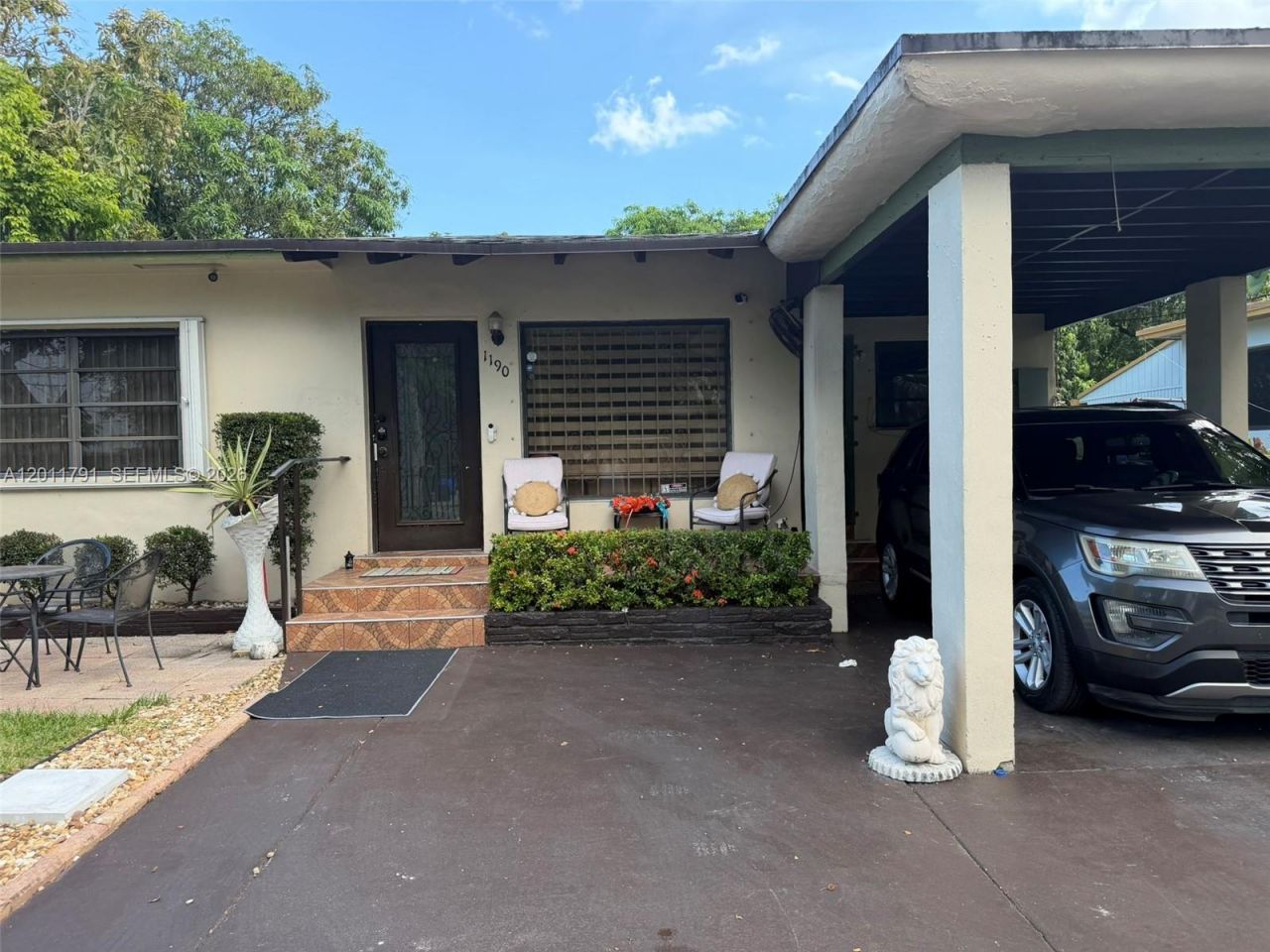 1190 NW 50th St, Miami, FL 33127 Main Photo