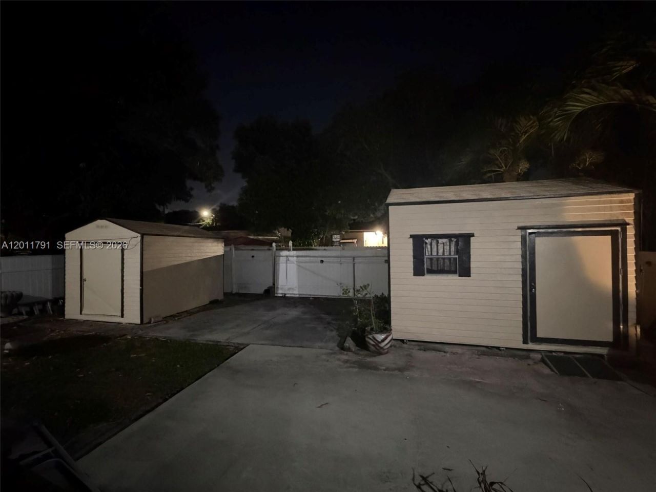 1190 NW 50th St , Miami, FL 33127 Photo