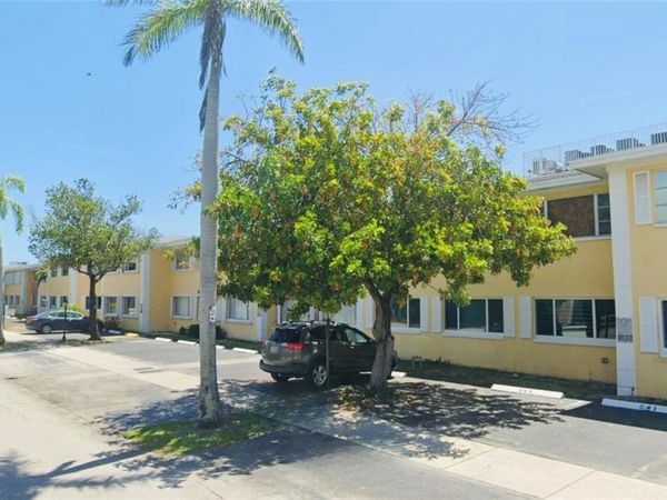 5840 NE 22nd Way , Unit 728, Fort Lauderdale, FL 33308