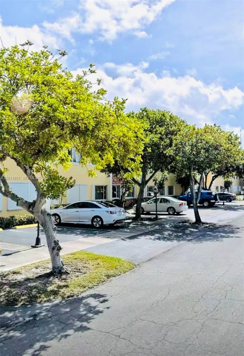 5840 NE 22nd Way , Unit 728, Fort Lauderdale, FL 33308 Photo