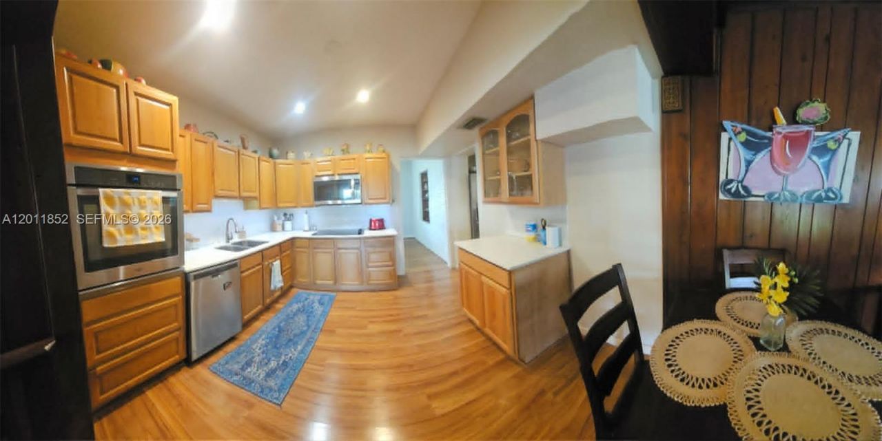 831 Wren Ave , Miami Springs, FL 33166 Photo