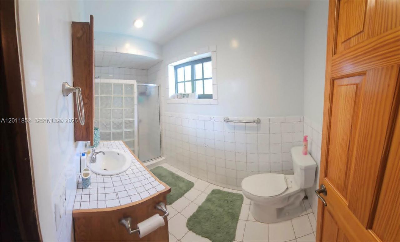 831 Wren Ave , Miami Springs, FL 33166 Photo