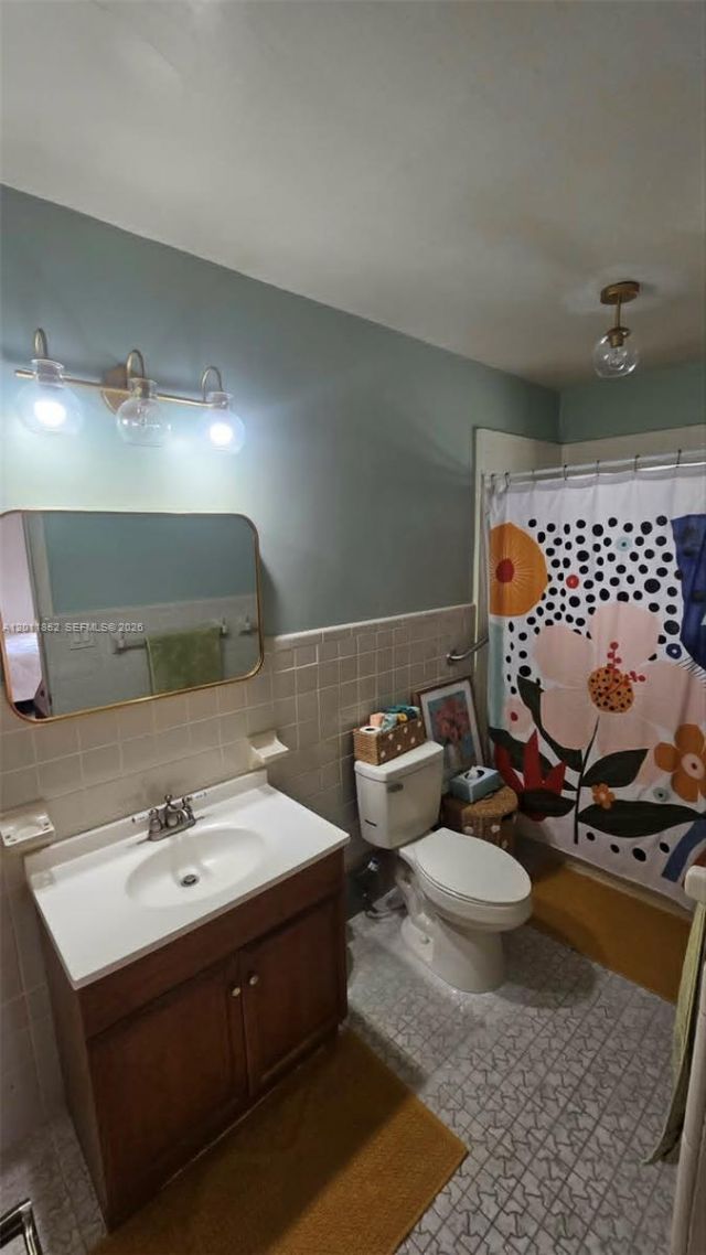 831 Wren Ave , Miami Springs, FL 33166 Photo
