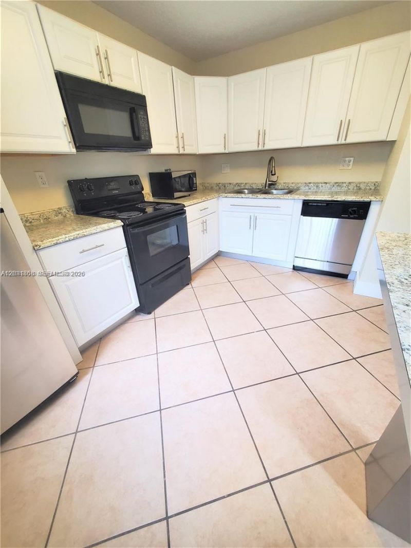 15250 SW 134th Pl , Unit 110, Miami, FL 33177 Photo