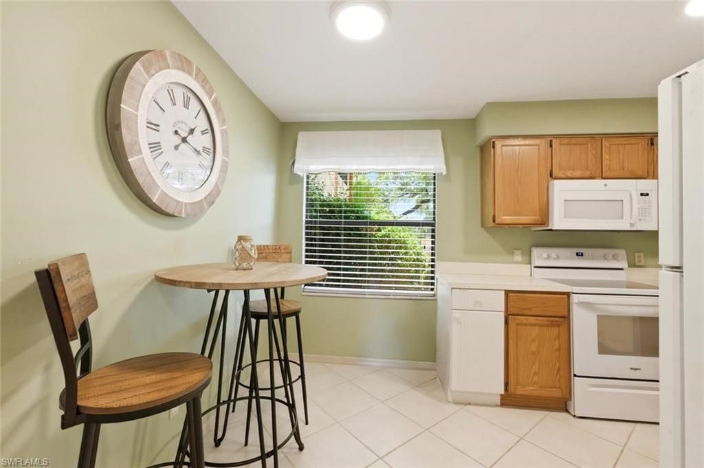 7220 Coventry Ct , Unit 208, Naples, FL 34104 Photo