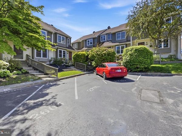 2703 TRINITY COURT, Unit 2703, CHESTER SPRINGS, PA 19425