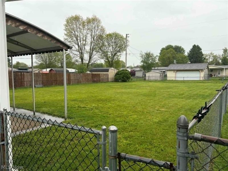 517 E 5th Street, West Lafayette, OH 43845 Photo 14