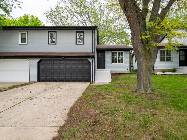 1307 Bancroft Drive , Bloomington, IL 61704