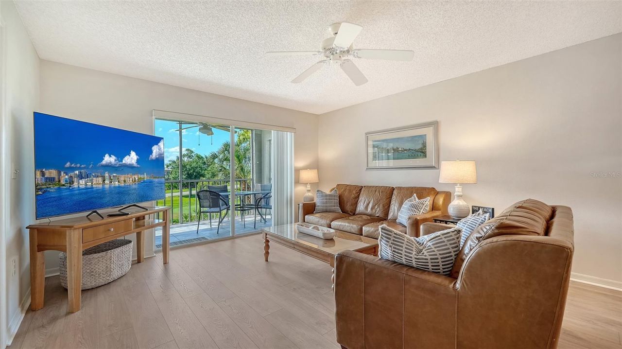 9330 Clubside Circle, Unit 3202, Sarasota, FL 34238 Photo
