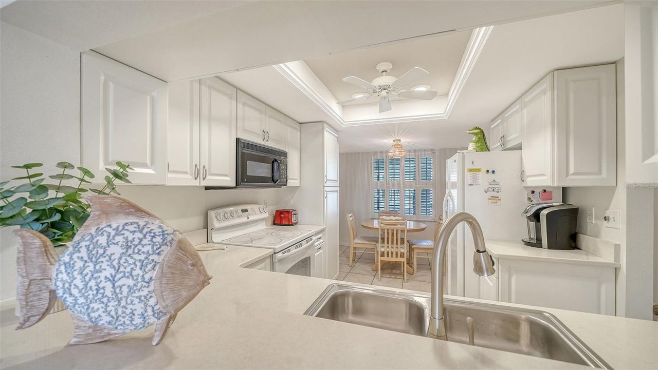 9330 Clubside Circle, Unit 3202, Sarasota, FL 34238 Photo