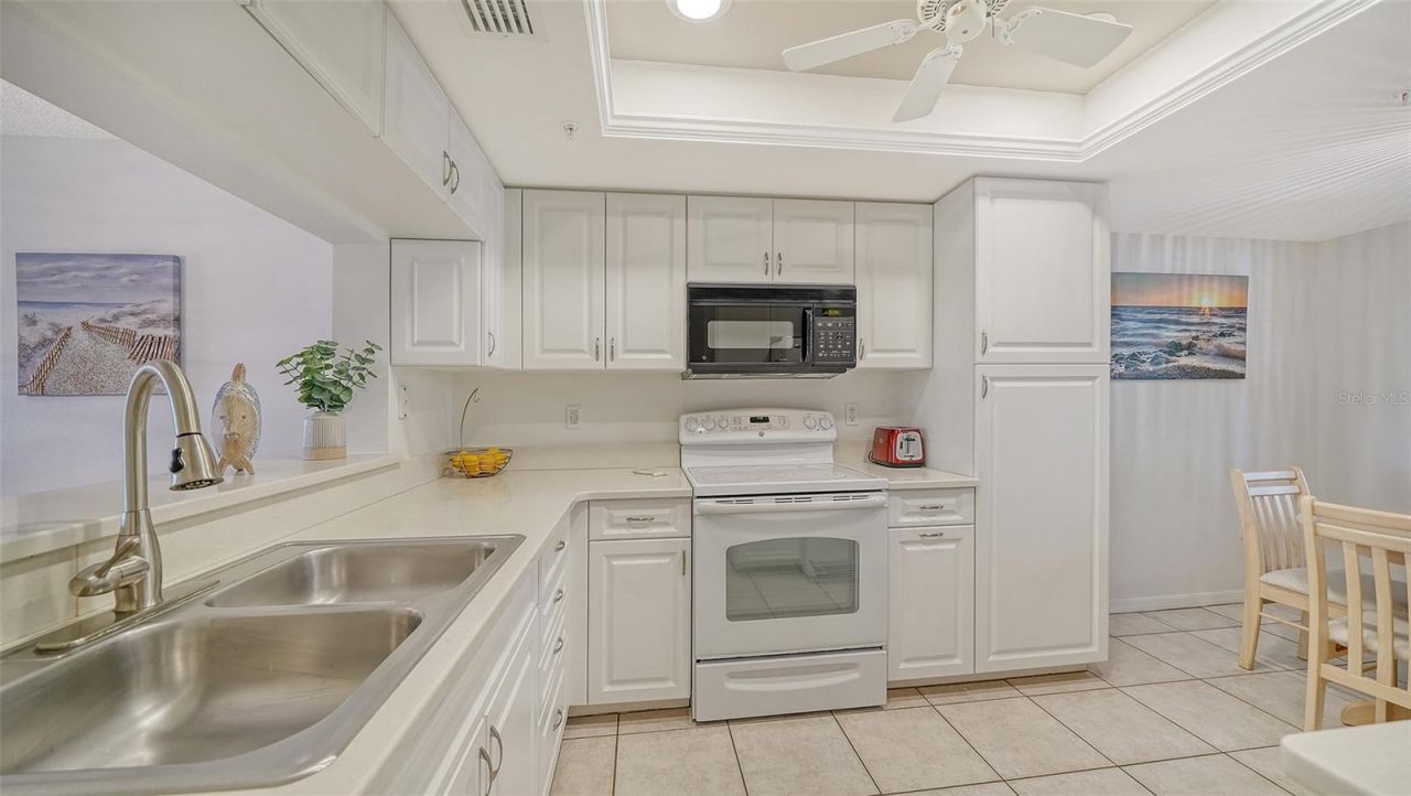 9330 Clubside Circle, Unit 3202, Sarasota, FL 34238 Photo