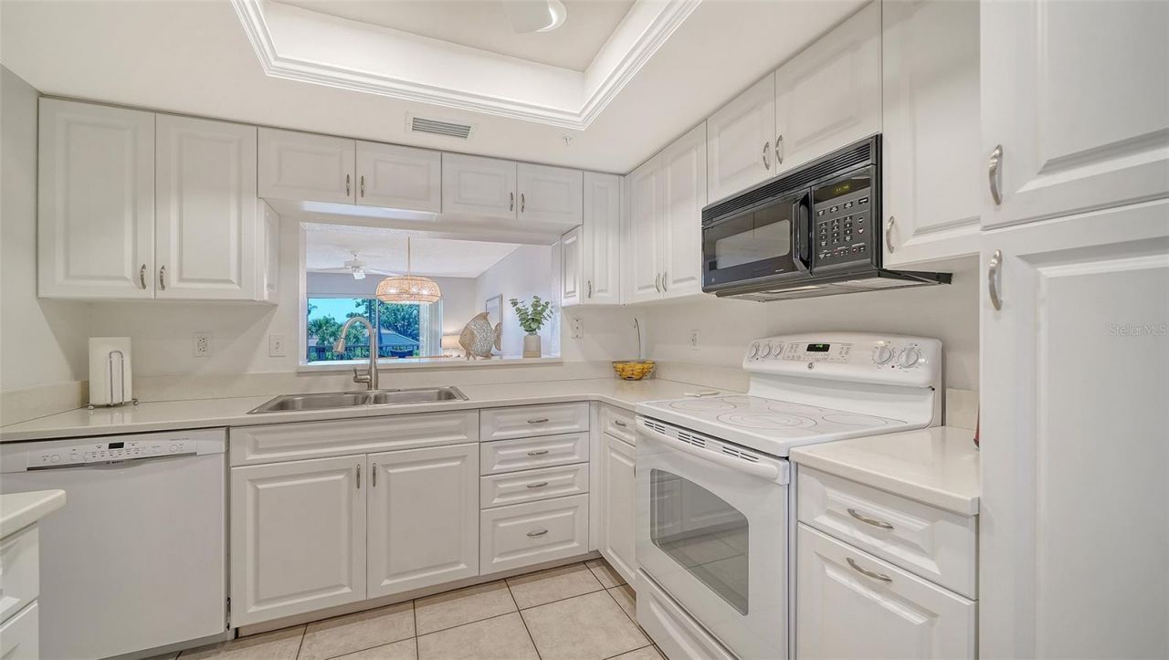 9330 Clubside Circle, Unit 3202, Sarasota, FL 34238 Photo