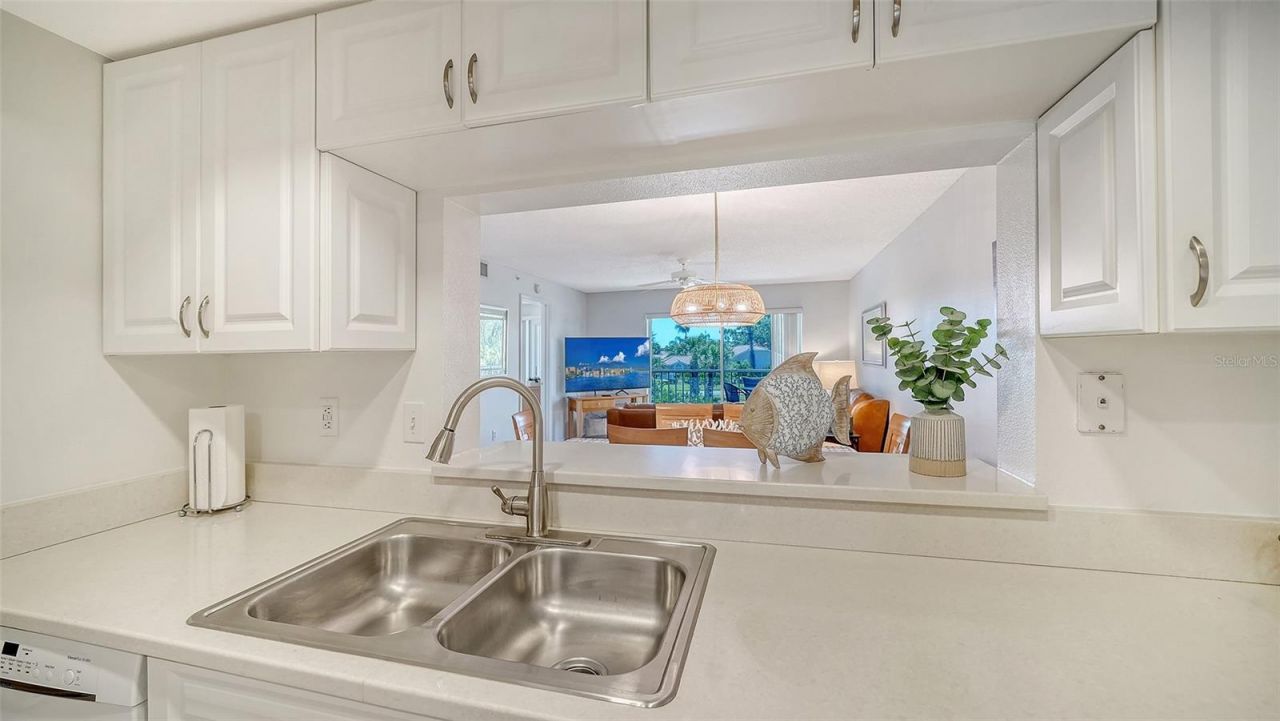 9330 Clubside Circle, Unit 3202, Sarasota, FL 34238 Photo