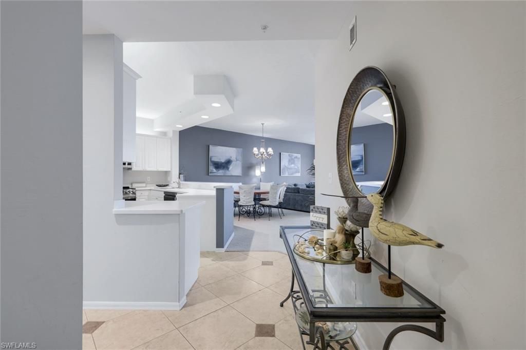 410 Flagship Dr, Unit 605, Naples, FL 34108 Photo