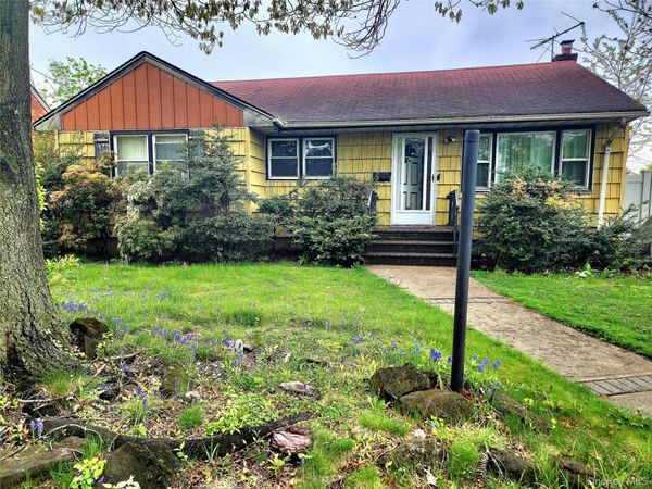 301 Pennsylvania Avenue , Roosevelt, NY 11575